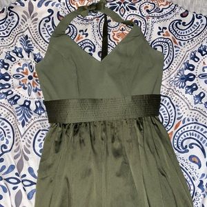 !SALE! David’s Bridal Vera Wang Bridesmaid V-Neck Halter Gown